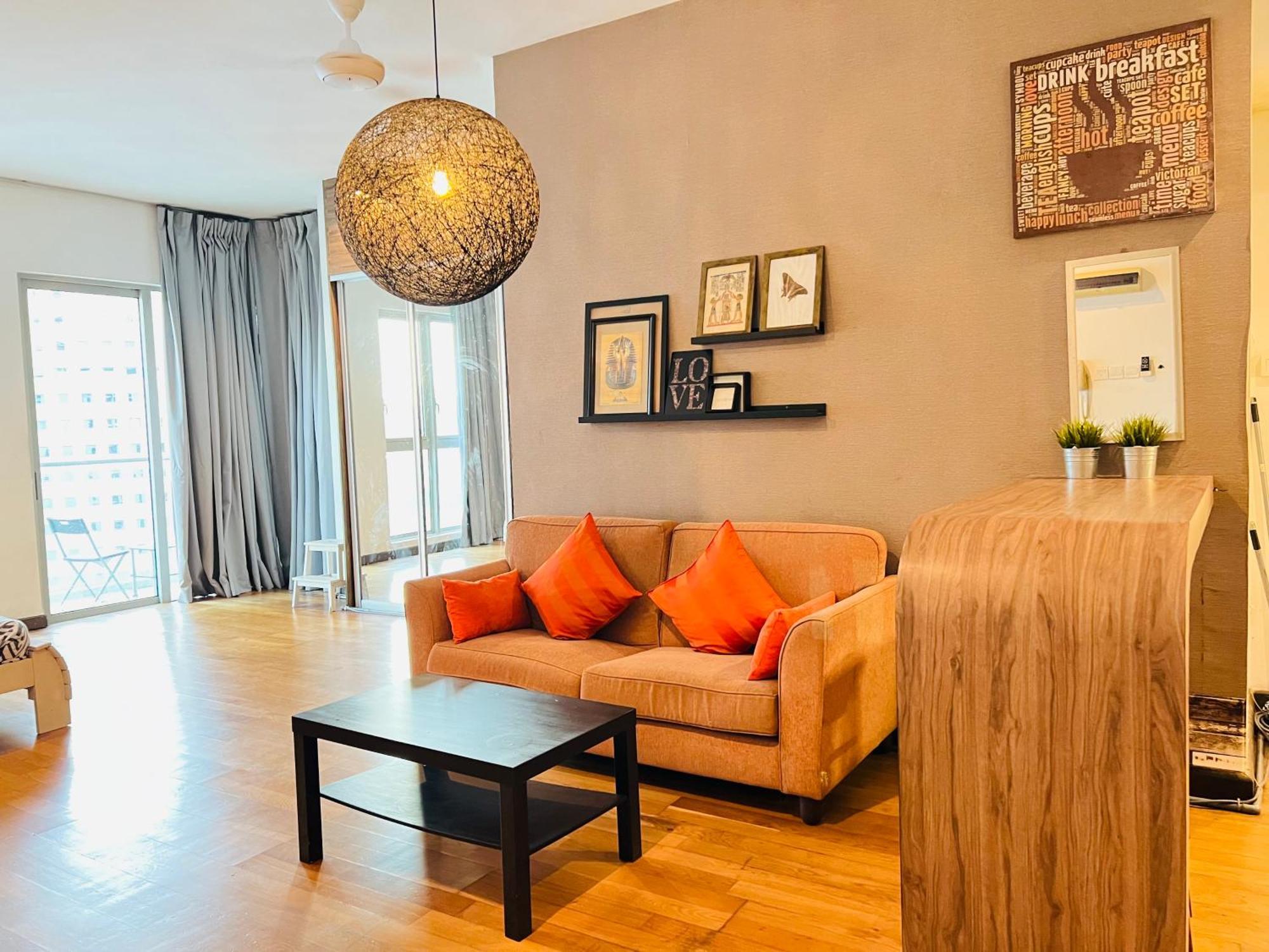 Regalia Suites & Residence By Enjoy Your Stay Kuala Lumpur Exteriör bild
