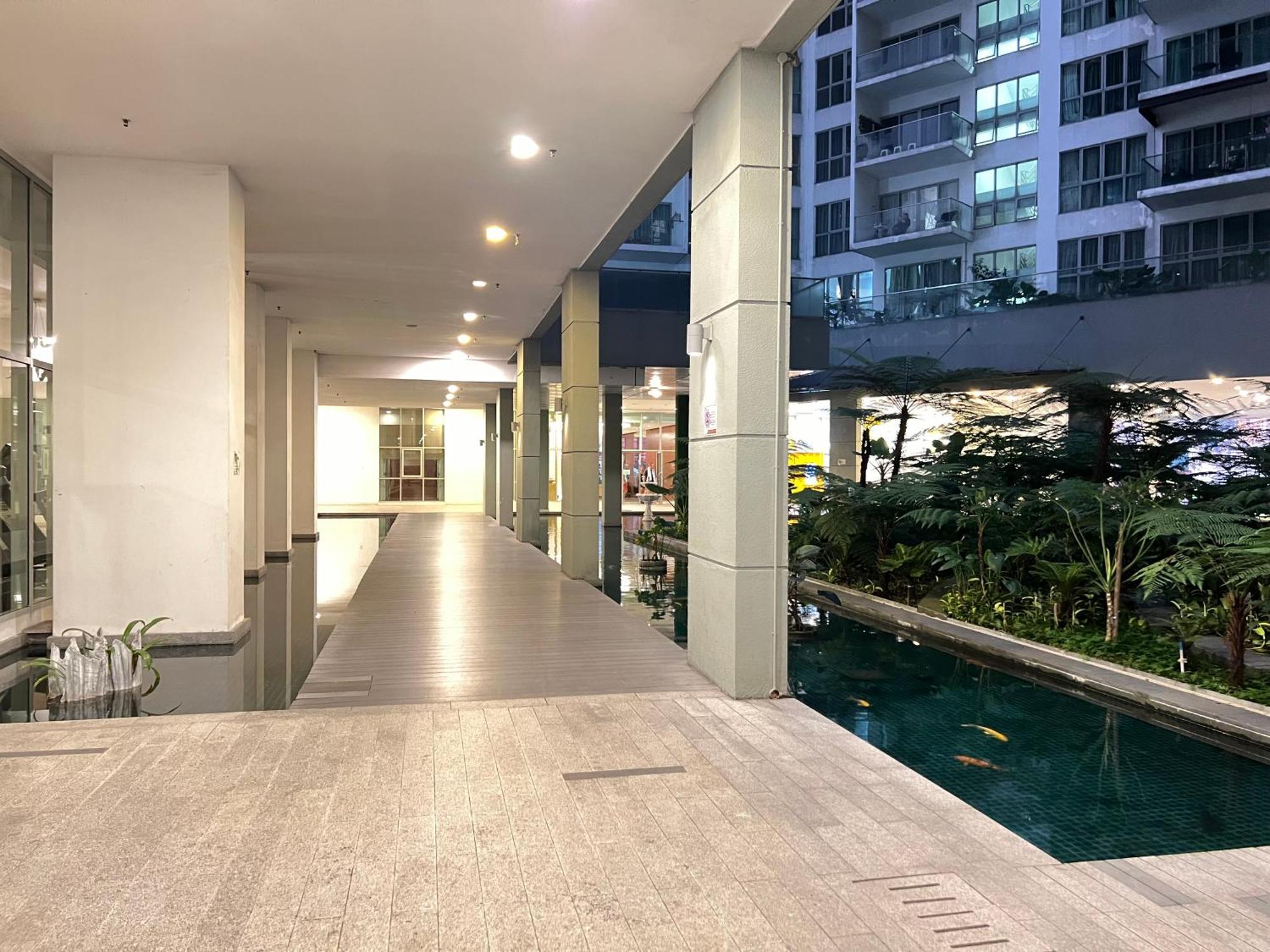 Regalia Suites & Residence By Enjoy Your Stay Kuala Lumpur Exteriör bild
