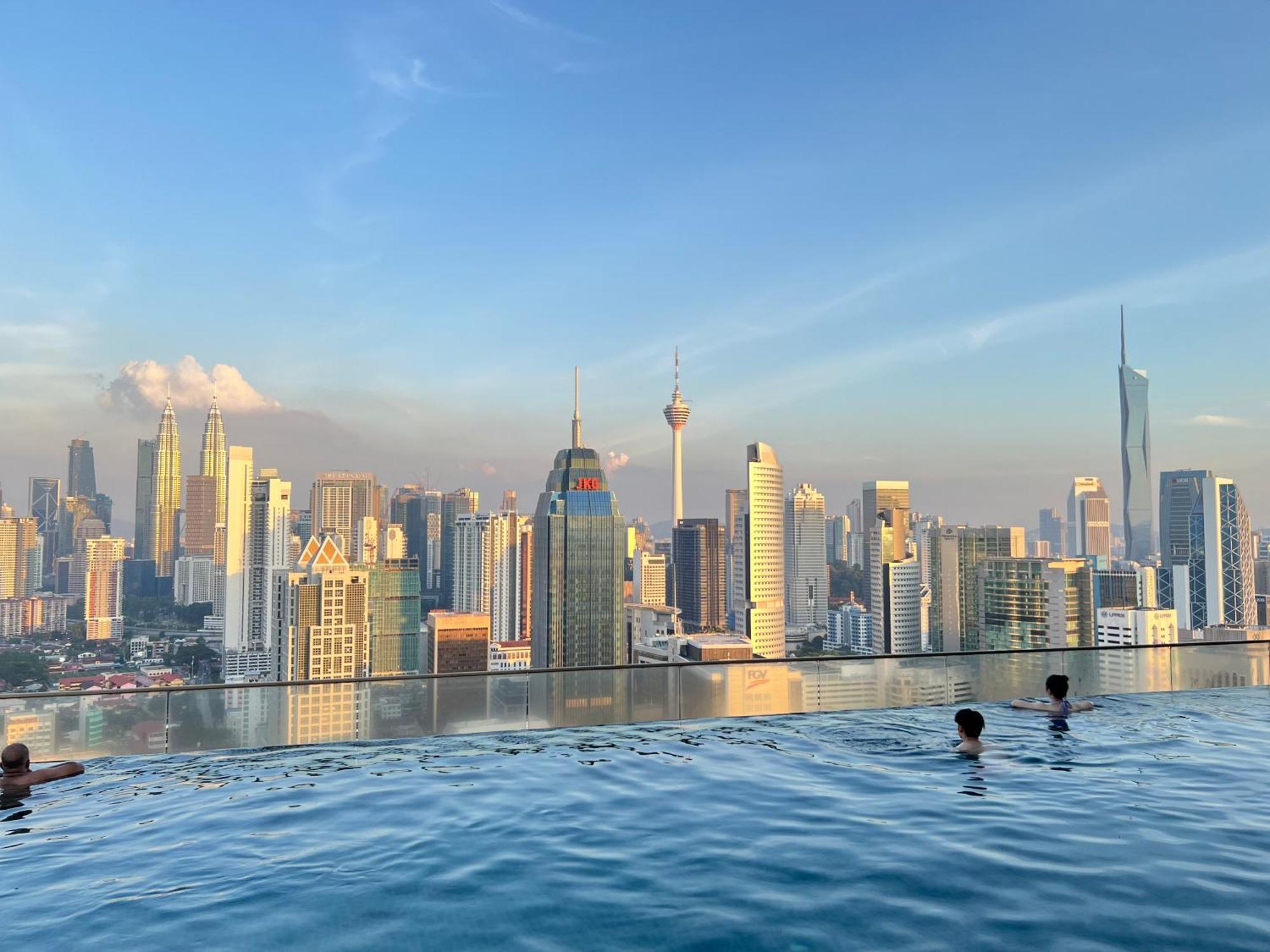 Regalia Suites & Residence By Enjoy Your Stay Kuala Lumpur Exteriör bild