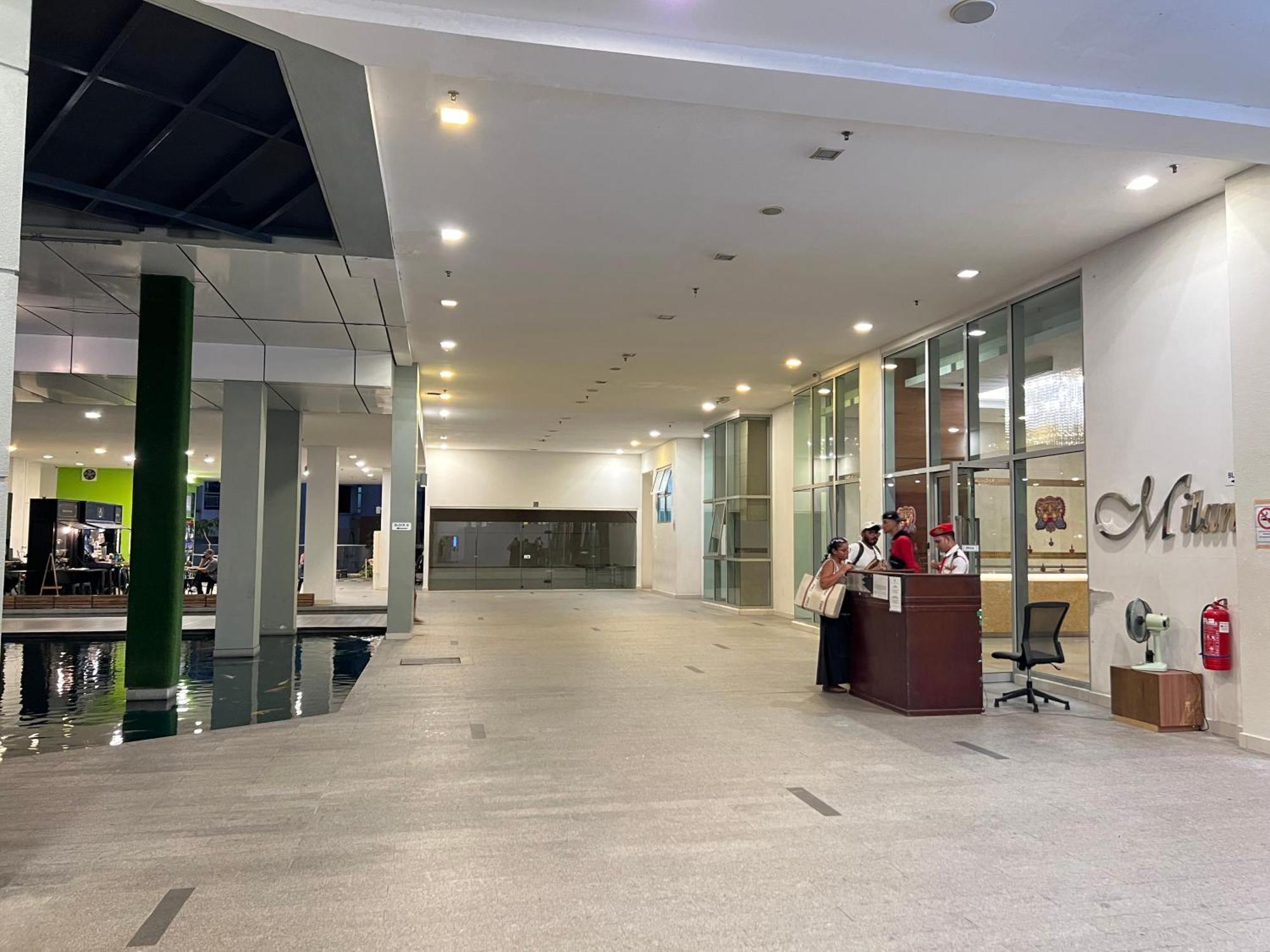 Regalia Suites & Residence By Enjoy Your Stay Kuala Lumpur Exteriör bild