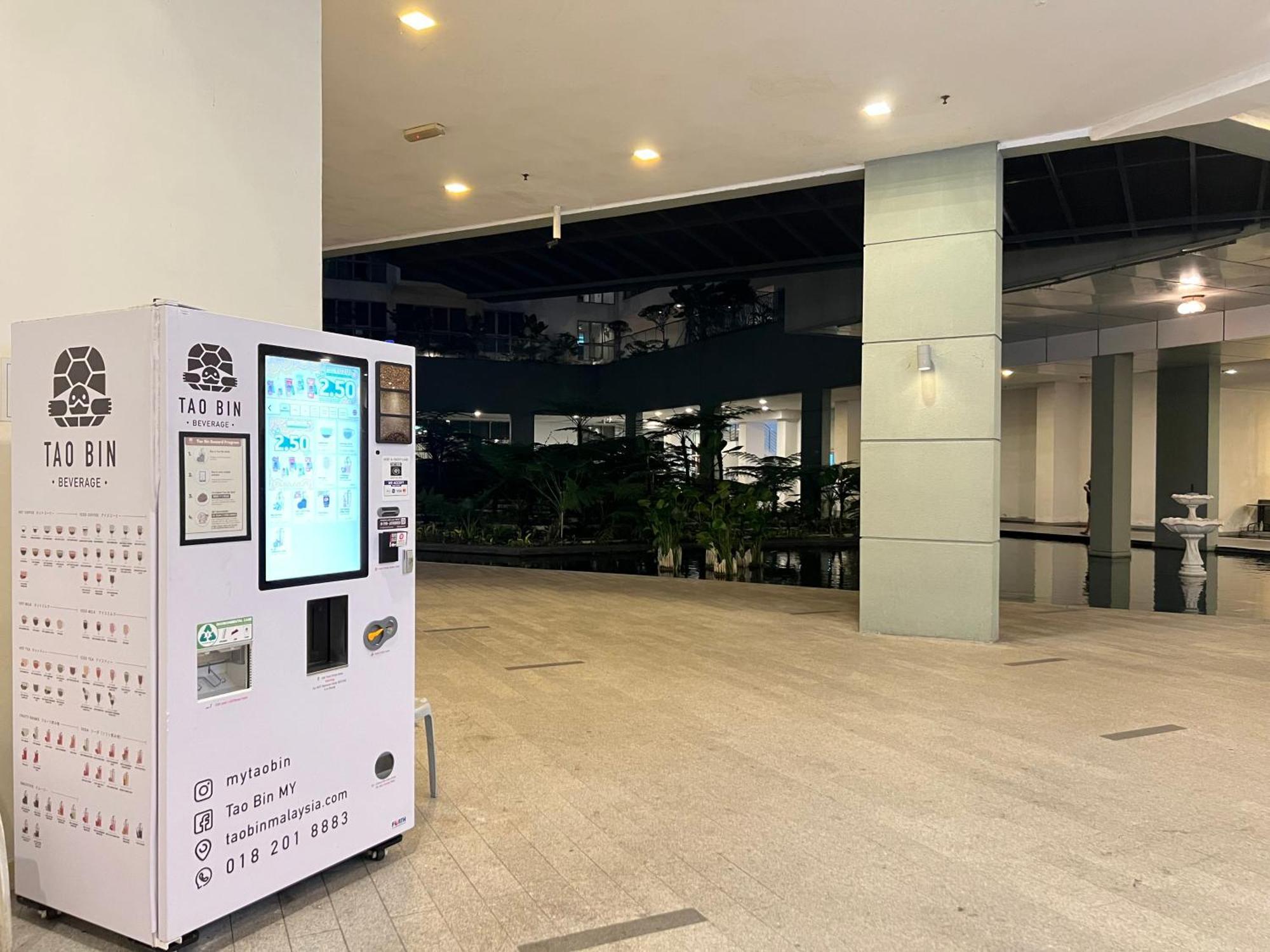 Regalia Suites & Residence By Enjoy Your Stay Kuala Lumpur Exteriör bild