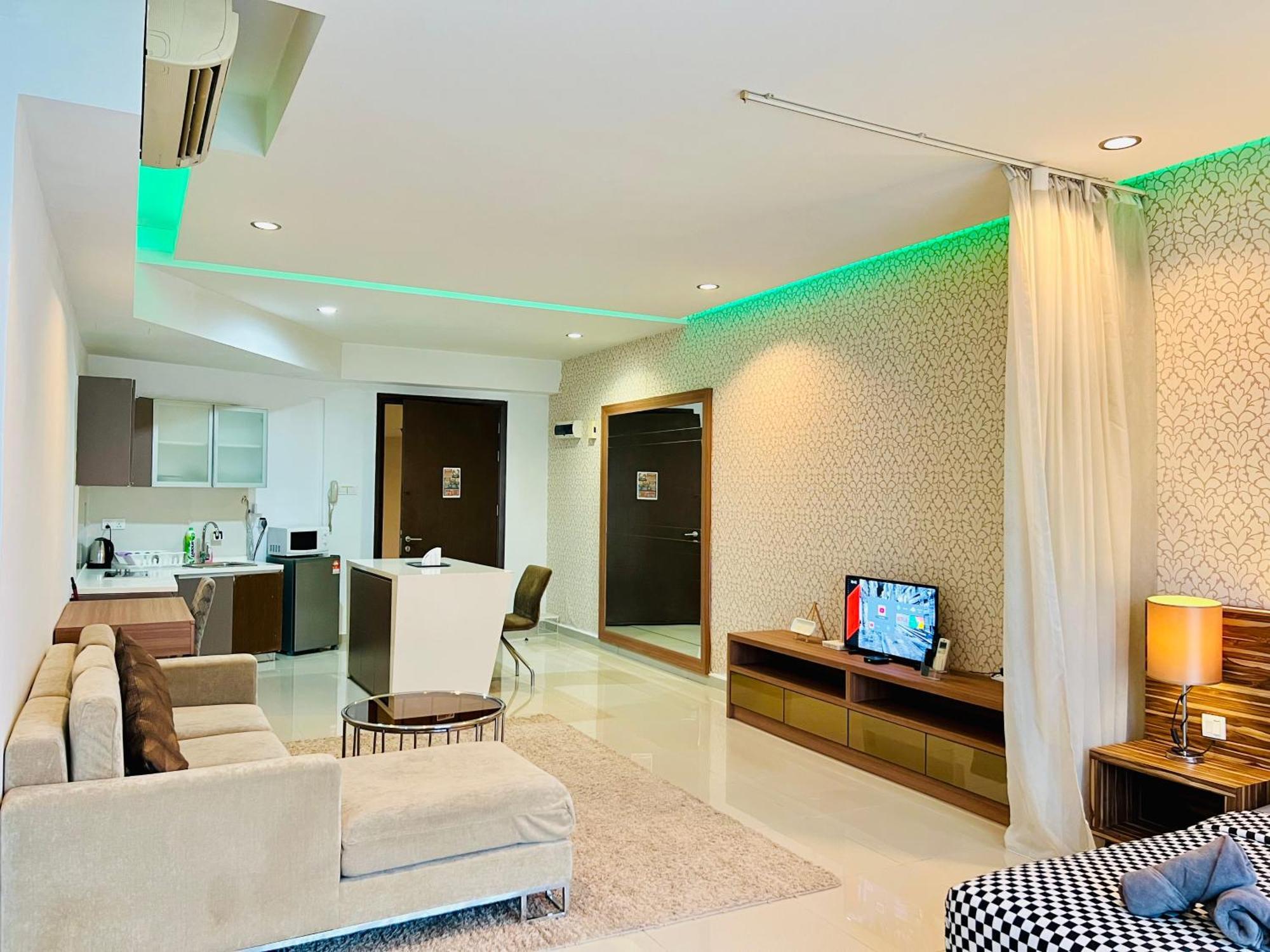 Regalia Suites & Residence By Enjoy Your Stay Kuala Lumpur Exteriör bild